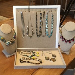 10 C&I Collar & Statement Necklaces